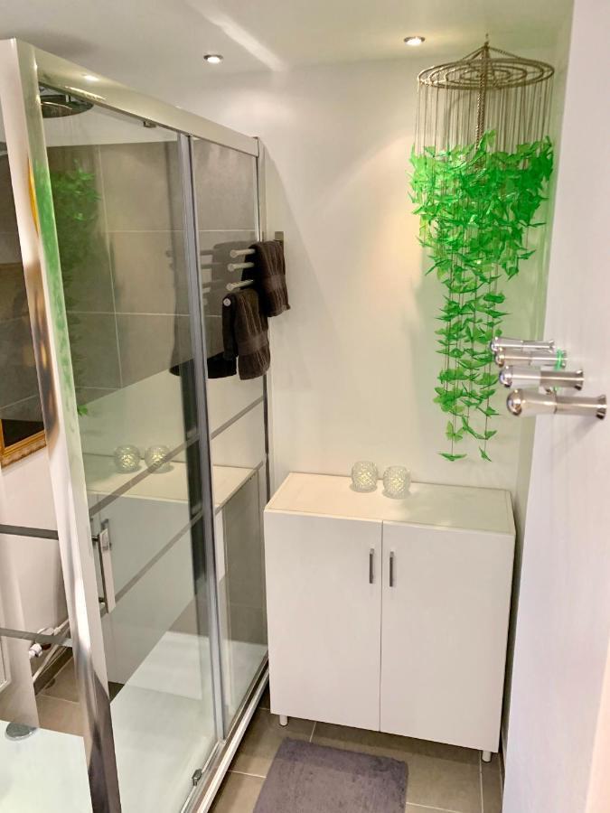 Four Individual Beautiful Spacious Rooms In Stylish Apartment Copenaghen Esterno foto