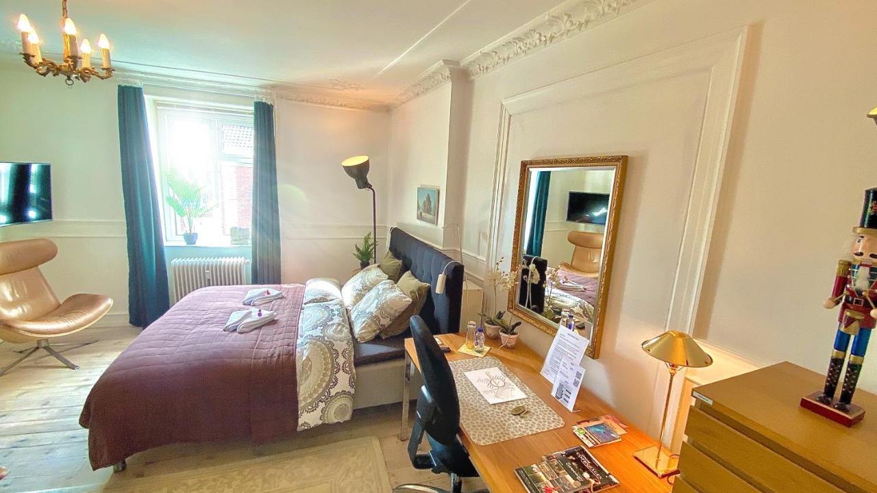 Four Individual Beautiful Spacious Rooms In Stylish Apartment Copenaghen Esterno foto