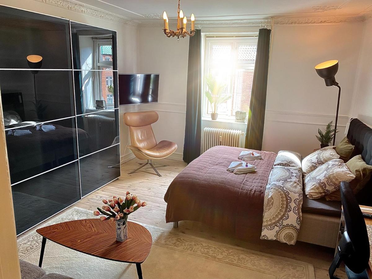 Four Individual Beautiful Spacious Rooms In Stylish Apartment Copenaghen Esterno foto